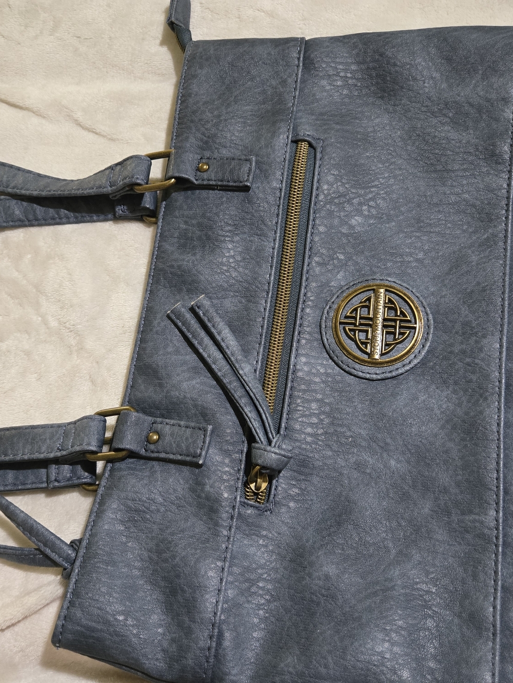 Stone Mountian Slate Gray Pocket Book